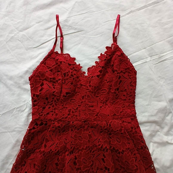 Astr Deep Red Lace Midi Dress - Picture 5 of 6
